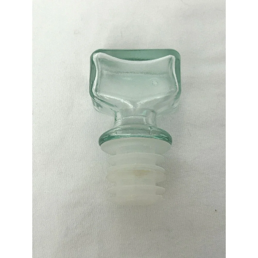 Green Glass Decanter Bottle Made in Italy Plastic Stopper 10